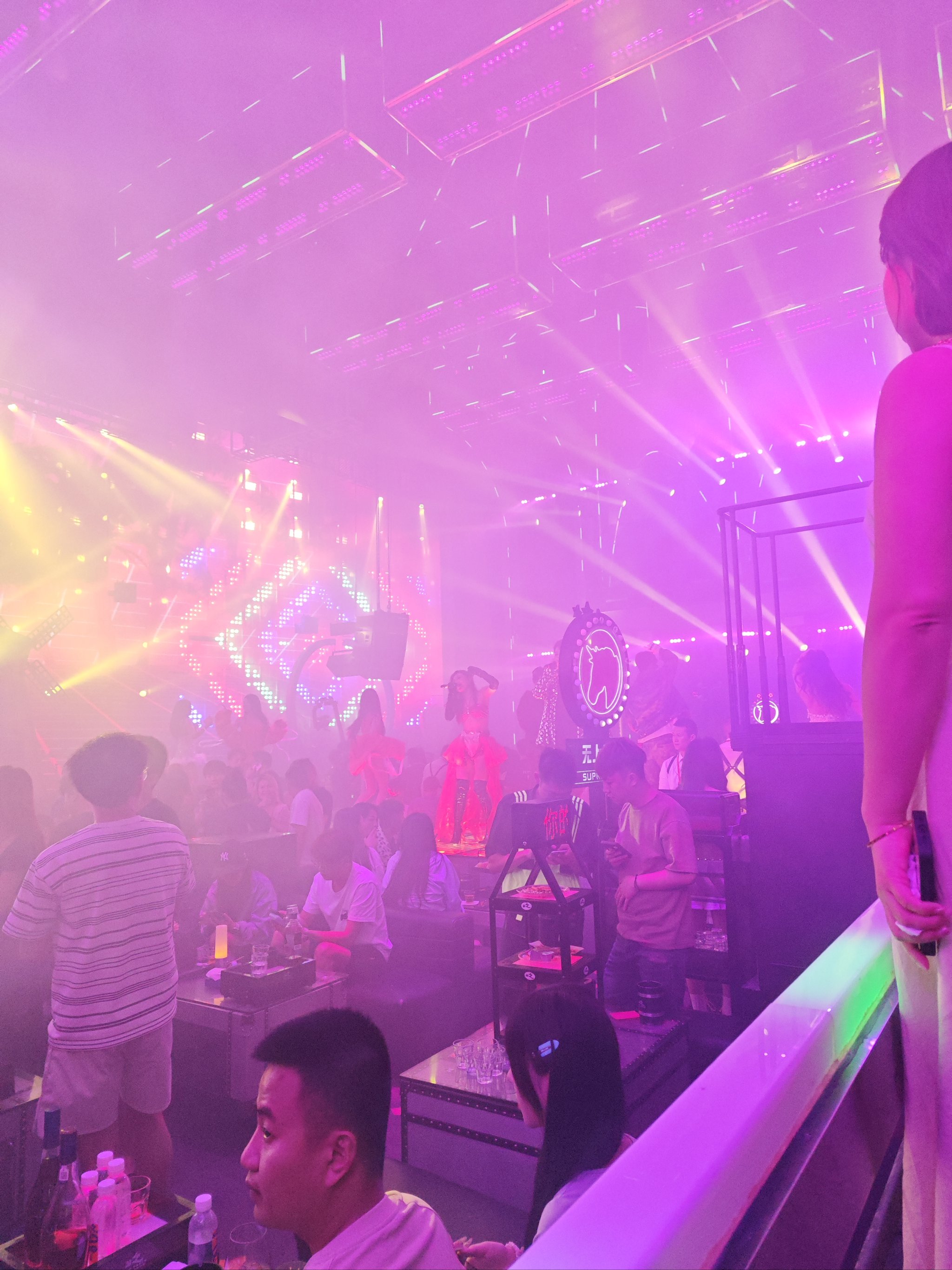 台州商务ktv低端场挑选指南-路桥区ktv预订